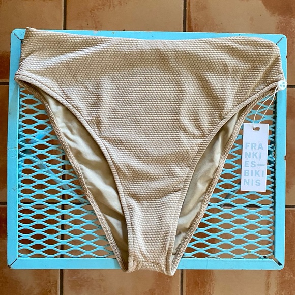 Frankies Bikini Grotto Bottom Sand - Picture 4 of 8